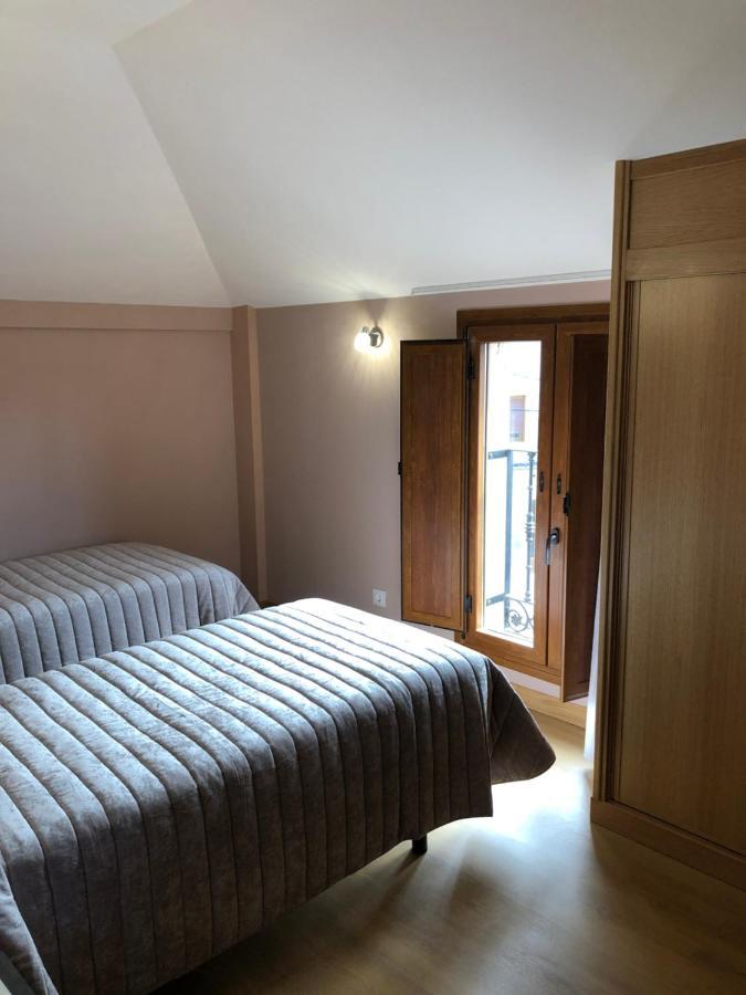 Apartamentos Turisticos Escorraladas Baltanás Exteriér fotografie
