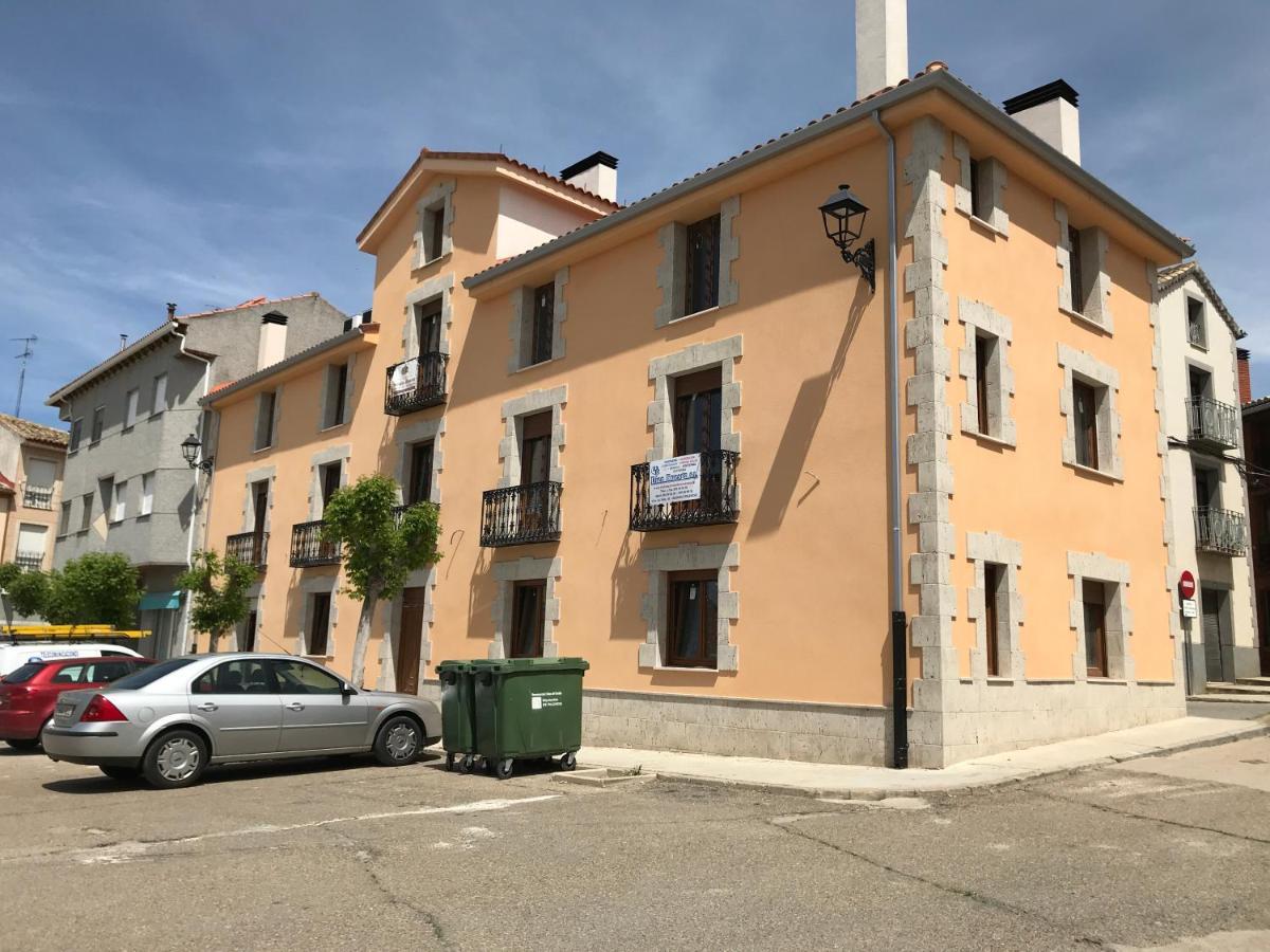 Apartamentos Turisticos Escorraladas Baltanás Exteriér fotografie