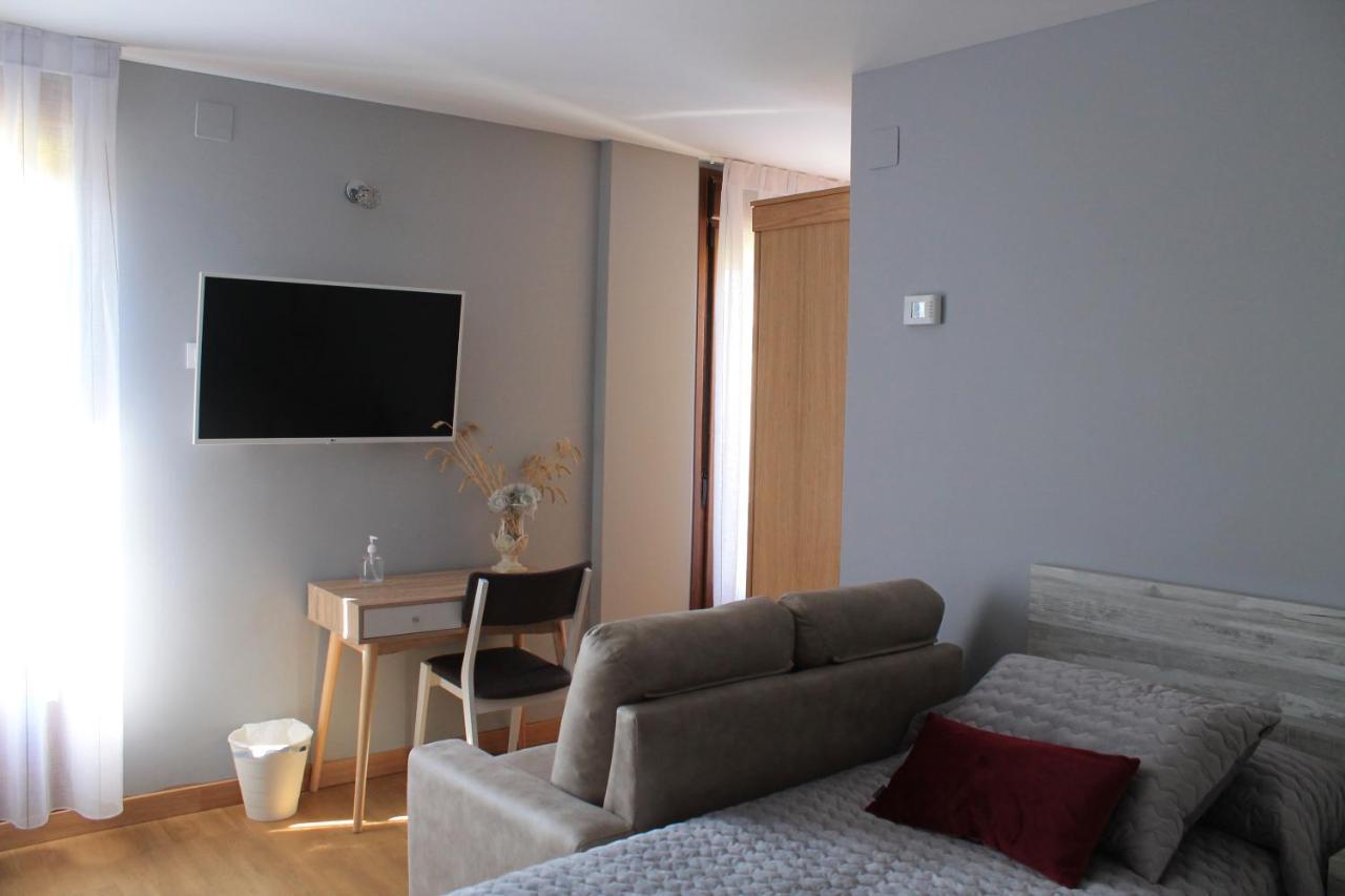 Apartamentos Turisticos Escorraladas Baltanás Exteriér fotografie