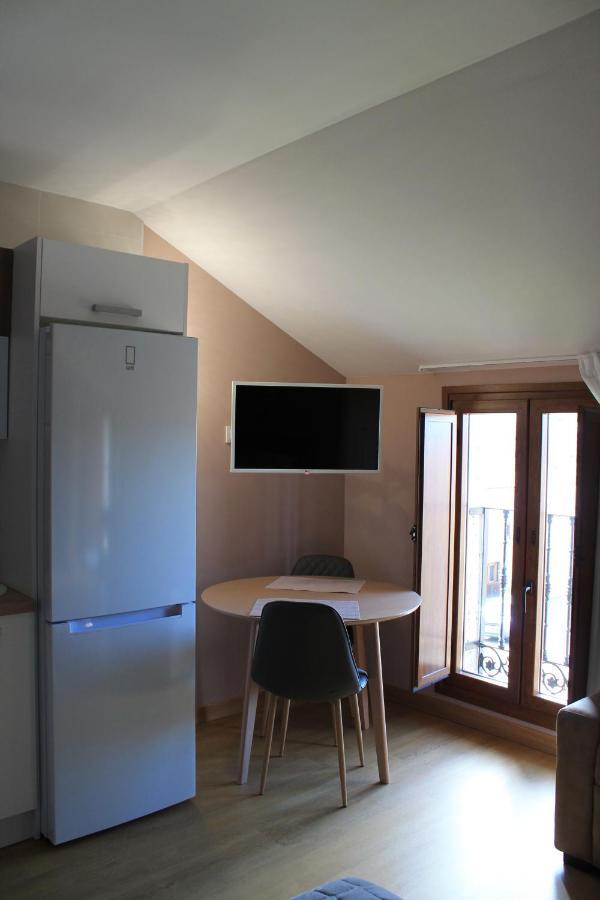 Apartamentos Turisticos Escorraladas Baltanás Exteriér fotografie